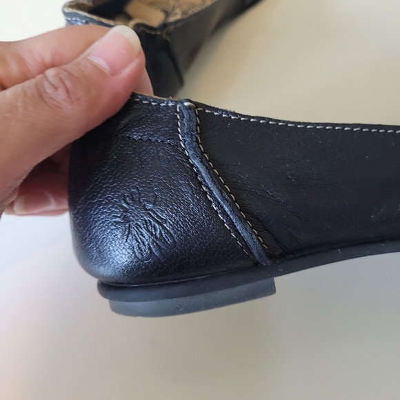 Fly London Flats, VGUC, Size 37 - Picture 6 of 8